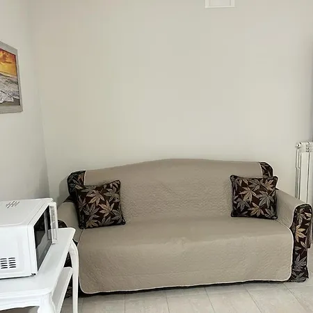 Apartment Casa Zezza2 *